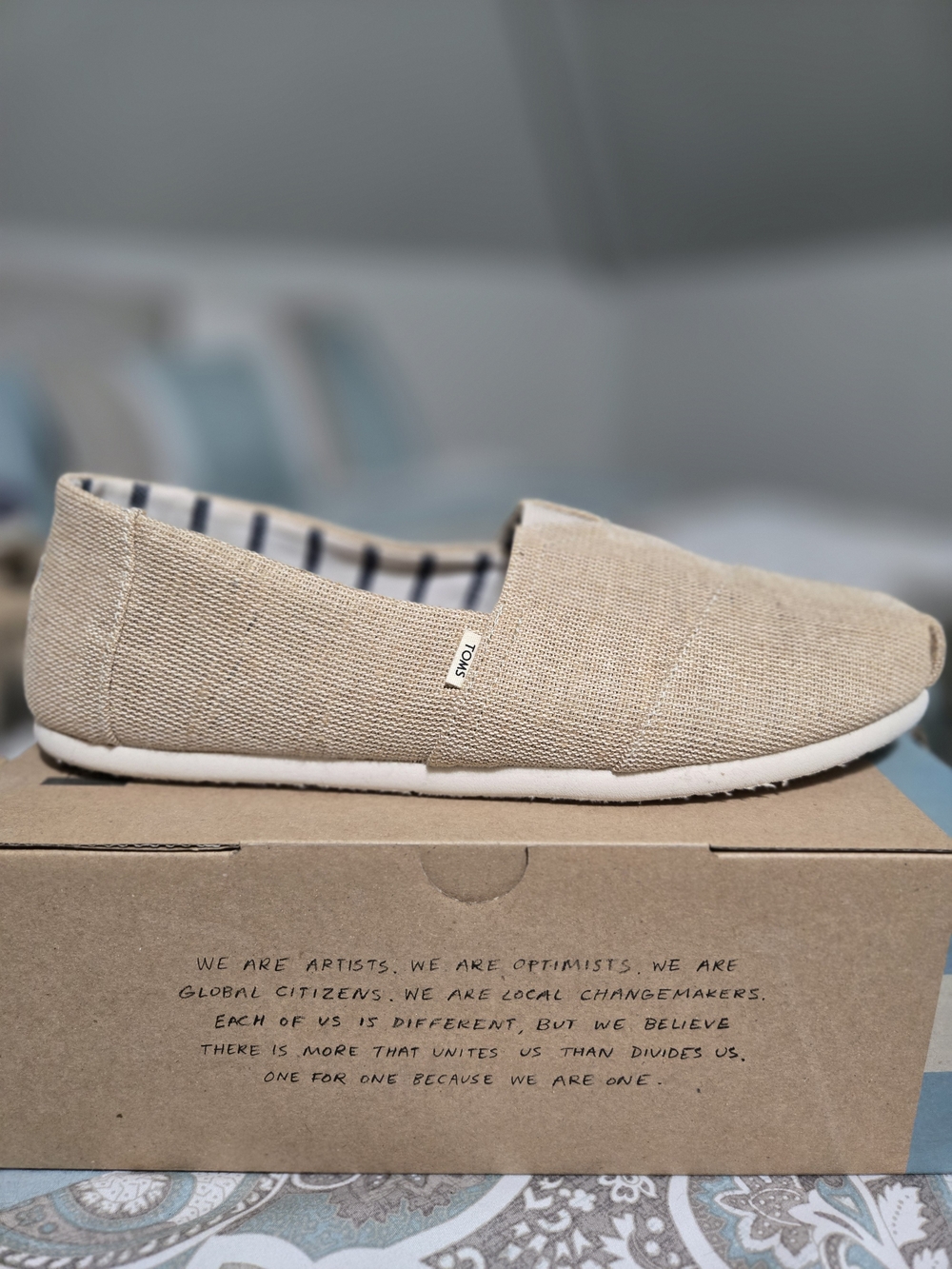 Toms MENS Classic Alpargata Canvis Slip On. NIB